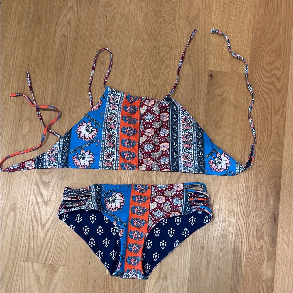 TRIMS Floral Patterned Bikini Set
